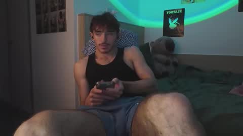 Snapshot of joeosulli2024 chatting on 11, 11, 2025 JoeOsulli online show from 11, 11, 2025