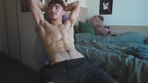 Snapshot of joeosulli2024 chatting on 24, 11, 2025 JoeOsulli online show from 24, 11, 2025