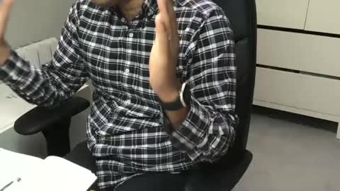 Snapshot of joeshades21 chatting on 14, 2, 2025 joeshades21 online show from 14, 2, 2025