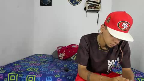 Snapshot of johan_and_antonella chatting on 16, 10, 2025 johan_and_antonella online show from 16, 10, 2025