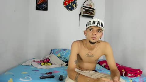 johan_and_antonella online show from 20, 12, 2025