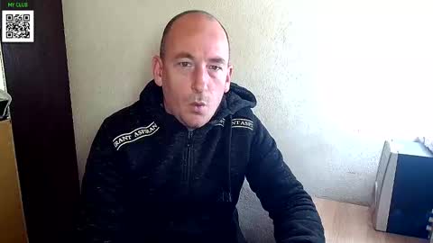 Snapshot of johanbarker chatting on 21, 10, 2025 Johan online show from 21, 10, 2025