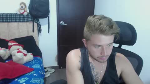 JOHAN independient model online show from 3, 10, 2025
