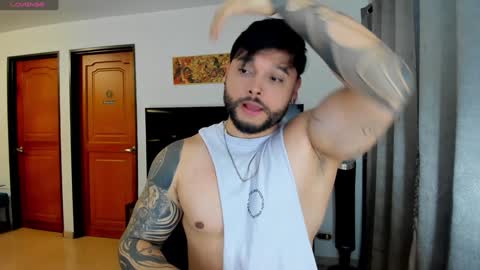 King -    online show from 23, 1, 2025
