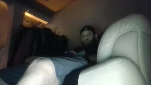 john0131739980 online show from 19, 11, 2025