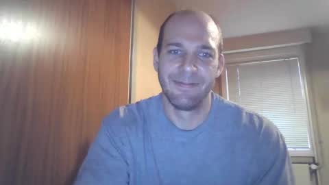 john1212124 online show from 20, 9, 2025