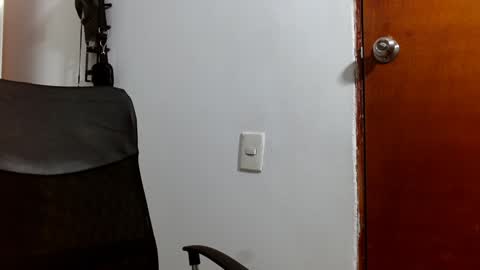 john_ssnow29 online show from 16, 12, 2024