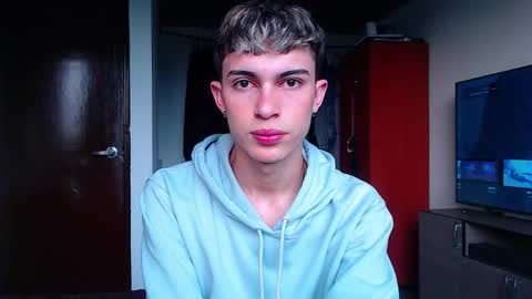 John Vichenso online show from 15, 12, 2025