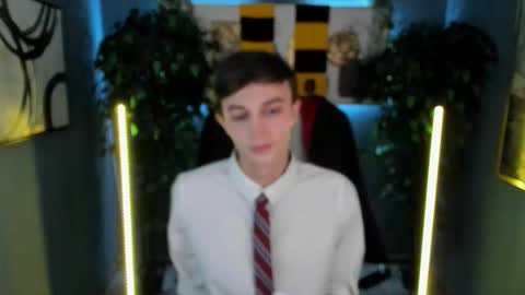 John online show from 19, 10, 2025