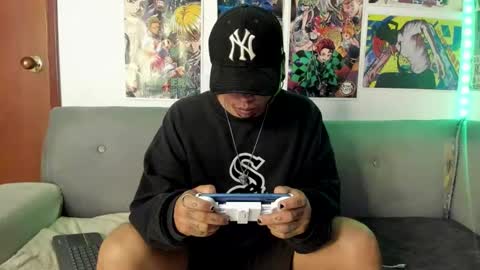 Snapshot of johncarrie chatting on 29, 1, 2025 John carrie Independent Help me reach my goal 100 likes and 10000 followers online show from 29, 1, 2025