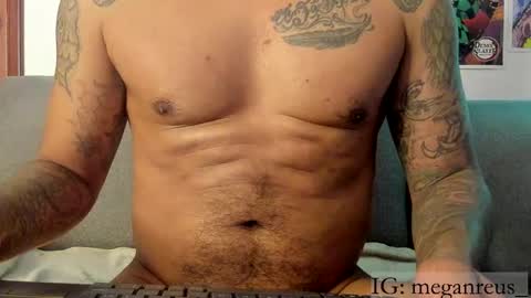 Snapshot of johncarrie chatting on 14, 2, 2025 John carrie Independent Help me reach my goal 100 likes and 10000 followers online show from 14, 2, 2025