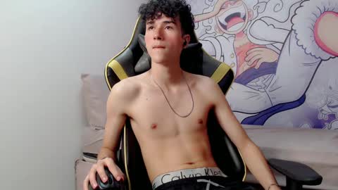 johnny_cagee online show from 6, 1, 2025