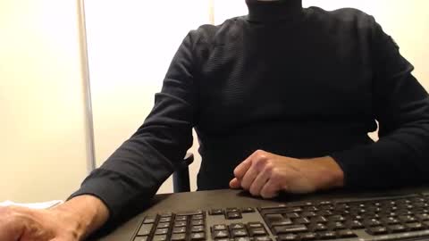 Snapshot of johnny_walker14 chatting on 18, 12, 2025 johnny_walker14 online show from 18, 12, 2025