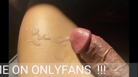 Snapshot of johnnyfun_xxx chatting on 10, 3, 2025 Johnnystrongarms online show from 10, 3, 2025