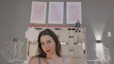 jolie_lov online show from 30, 10, 2025