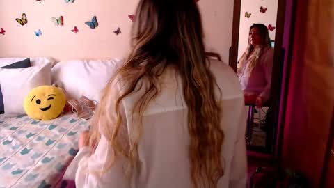 Jolie Mature online show from 12, 1, 2026