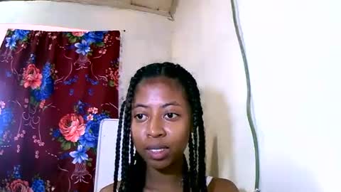 Snapshot of joliekah27 chatting on 22, 1, 2025 joliekah27 online show from 22, 1, 2025