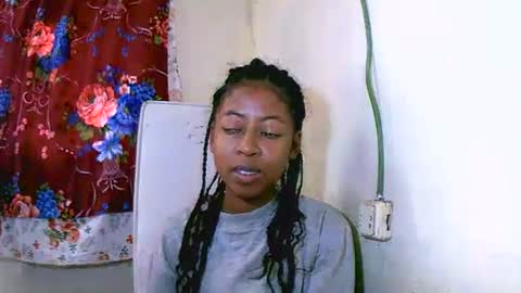 Snapshot of joliekah27 chatting on 23, 1, 2025 joliekah27 online show from 23, 1, 2025