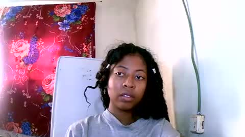 Snapshot of joliekah27 chatting on 27, 1, 2025 joliekah27 online show from 27, 1, 2025