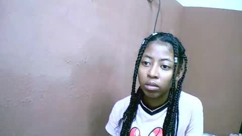 Snapshot of joliekah27 chatting on 27, 2, 2025 joliekah27 online show from 27, 2, 2025