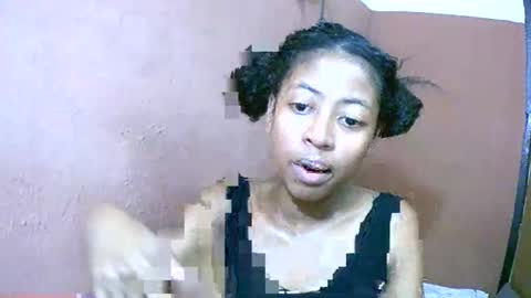 Snapshot of joliekah27 chatting on 2, 3, 2025 joliekah27 online show from 2, 3, 2025