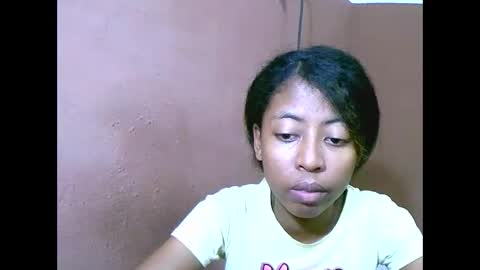 Snapshot of joliekah27 chatting on 5, 3, 2025 joliekah27 online show from 5, 3, 2025