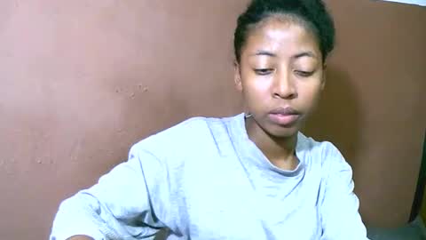 Snapshot of joliekah27 chatting on 7, 3, 2025 joliekah27 online show from 7, 3, 2025