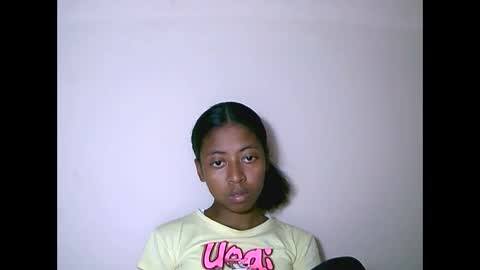 Snapshot of joliekah27 chatting on 17, 9, 2025 joliekah27 online show from 17, 9, 2025