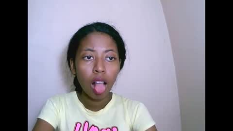 Snapshot of joliekah27 chatting on 3, 11, 2025 joliekah27 online show from 3, 11, 2025