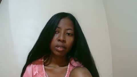 Snapshot of joliekah27 chatting on 18, 12, 2025 joliekah27 online show from 18, 12, 2025