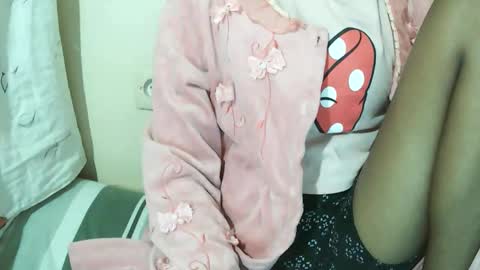 joliekah27 online show from 7, 1, 2026