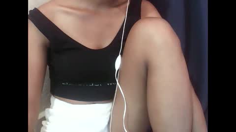 Snapshot of joliekah27 chatting on 21, 2, 2026 joliekah27 online show from 21, 2, 2026