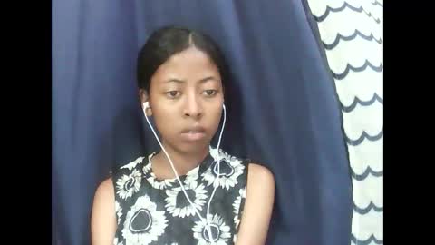 Snapshot of joliekah27 chatting on 4, 3, 2026 joliekah27 online show from 4, 3, 2026