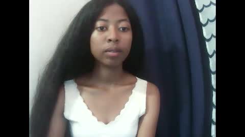 Snapshot of joliekah27 chatting on 8, 3, 2026 joliekah27 online show from 8, 3, 2026