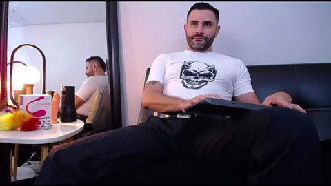  JONAS BEARD  online show from 11, 1, 2025