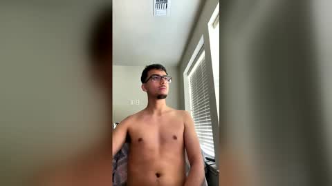 Snapshot of jonax11_ chatting on 7, 4, 2026 jonax11_ online show from 7, 4, 2026