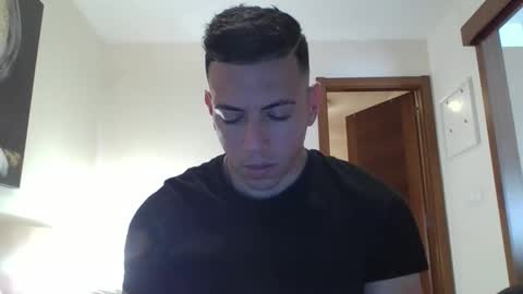 Jonhdoe22 online show from 5, 3, 2025