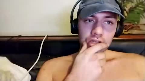 Snapshot of jonnyblow chatting on 19, 12, 2024 J online show from 19, 12, 2024