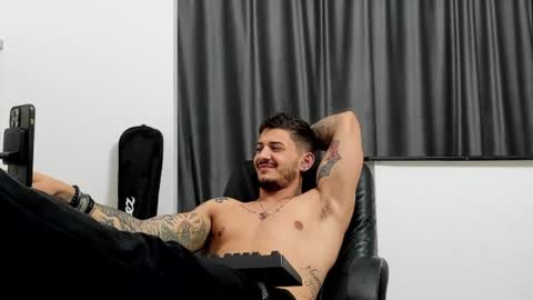 Snapshot of jonnyporn1 chatting on 3, 2, 2025 jonnyporn1 online show from 3, 2, 2025