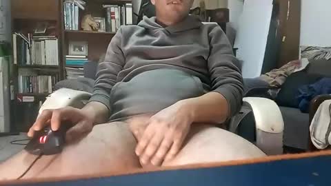 Snapshot of jonytuga90 chatting on 9, 3, 2025 hornypeter online show from 9, 3, 2025