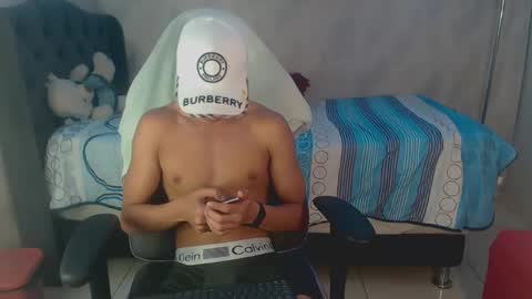 jose_sexycumm online show from 17, 1, 2025
