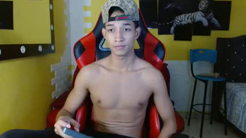 jose_sexycumm online show from 7, 10, 2025