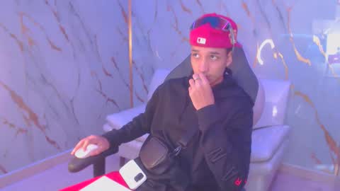 jose_sexycumm online show from 8, 10, 2025