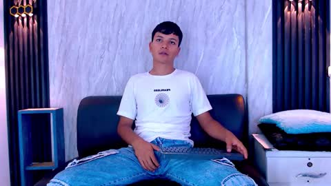 Snapshot of joseph_gonzalez chatting on 14, 12, 2025 Joseph Gonzalez online show from 14, 12, 2025