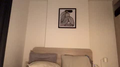 josh_xo online show from 14, 9, 2025