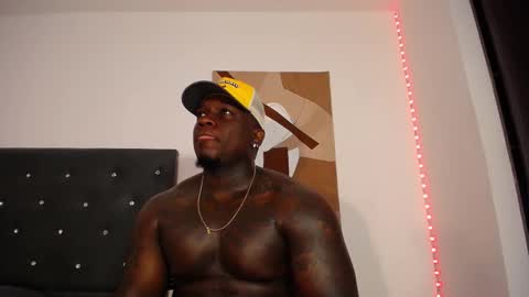 Snapshot of joshmorri chatting on 4, 11, 2025 JHON online show from 4, 11, 2025