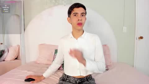 Snapshot of joshua_sanz chatting on 26, 10, 2025 Joshua Sanz online show from 26, 10, 2025