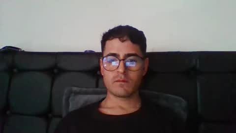 Snapshot of josux8 chatting on 16, 12, 2025 josux8 online show from 16, 12, 2025