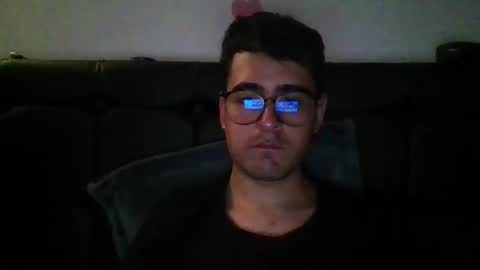 Snapshot of josux8 chatting on 17, 12, 2025 josux8 online show from 17, 12, 2025