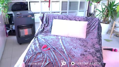 josyblack online show from 25, 12, 2024